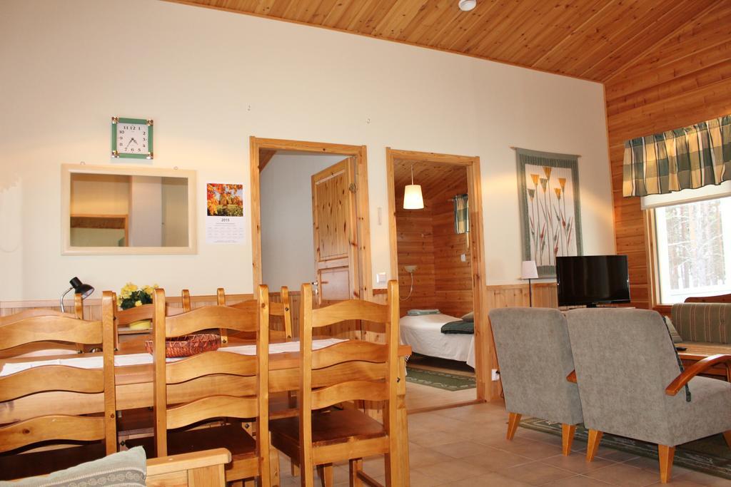 Petaejaekylae Villa Куусамо Стая снимка