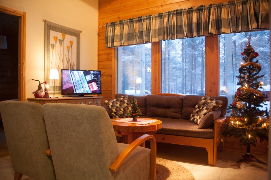 Petaejaekylae Villa Куусамо Екстериор снимка