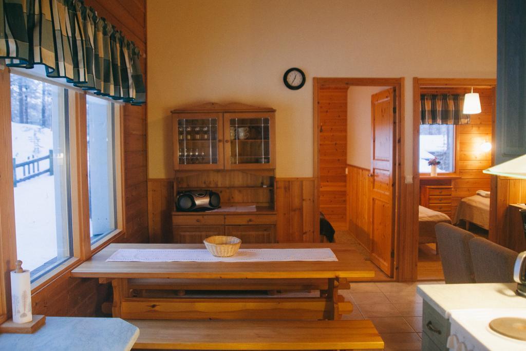 Petaejaekylae Villa Куусамо Стая снимка